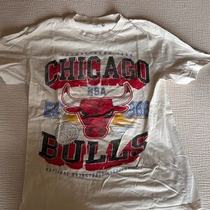 Chicago Bulls Graphic T-Shirt